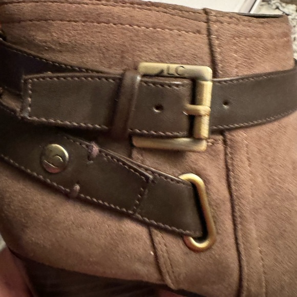 NWOT-Liz Claiborne Booties - Picture 4 of 7